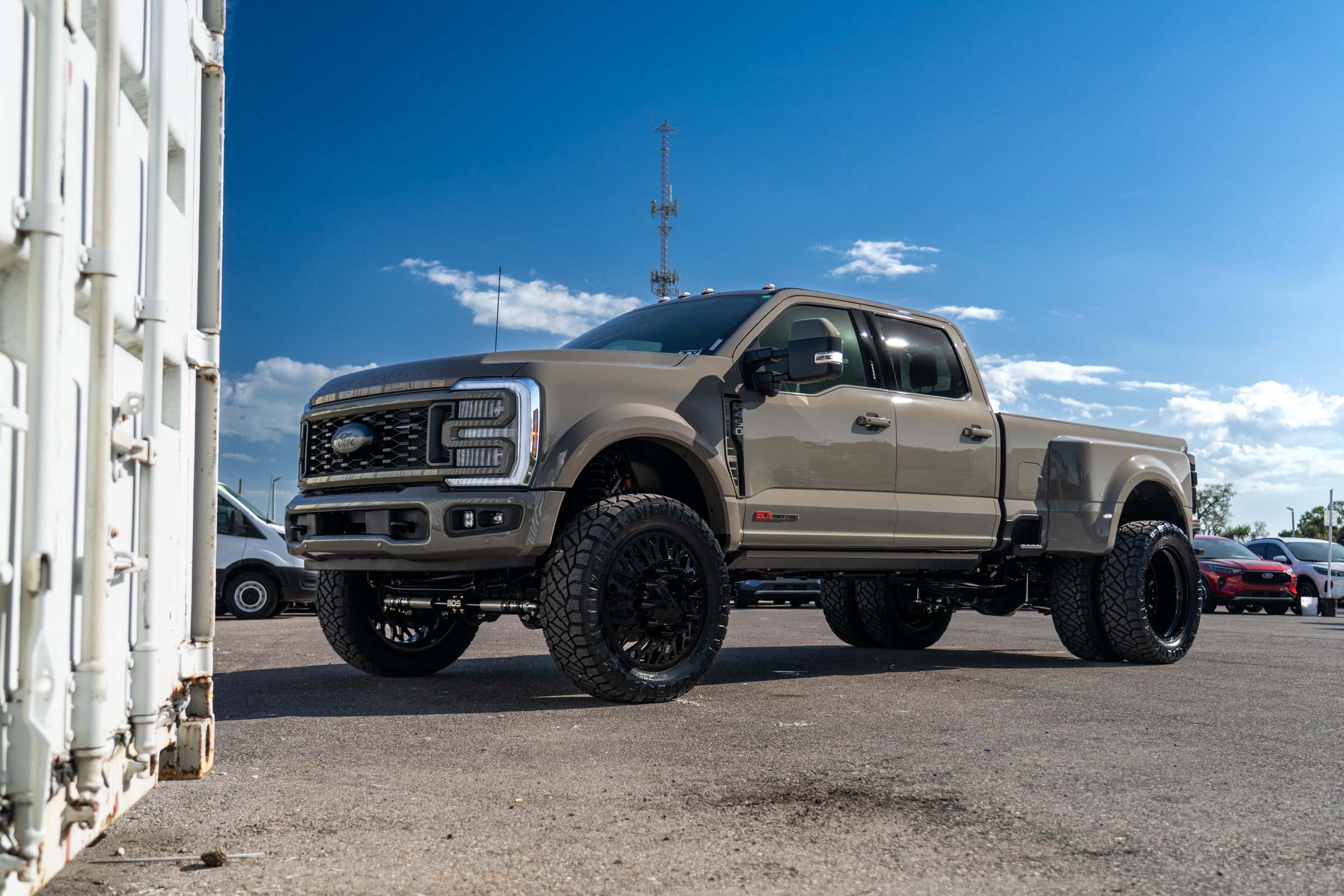 New 2026 Ford F450 Platinum w/ Platinum Plus Package AWD/4WD image 22