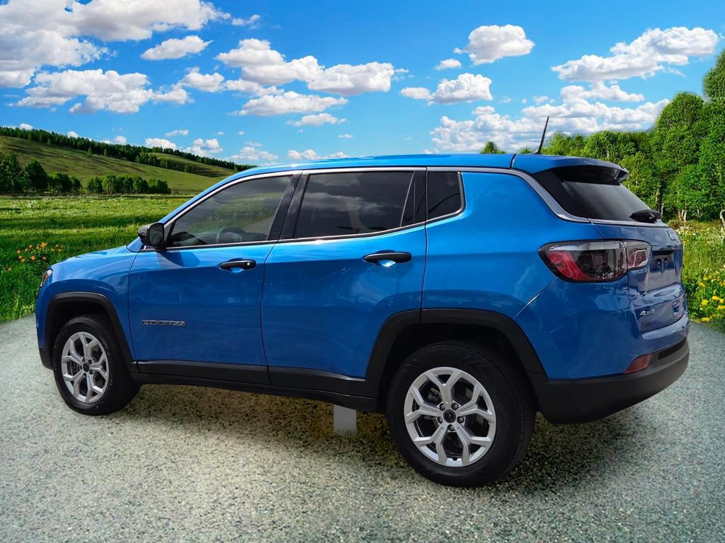 Certified 2025 Jeep Compass Sport AWD/4WD image 4