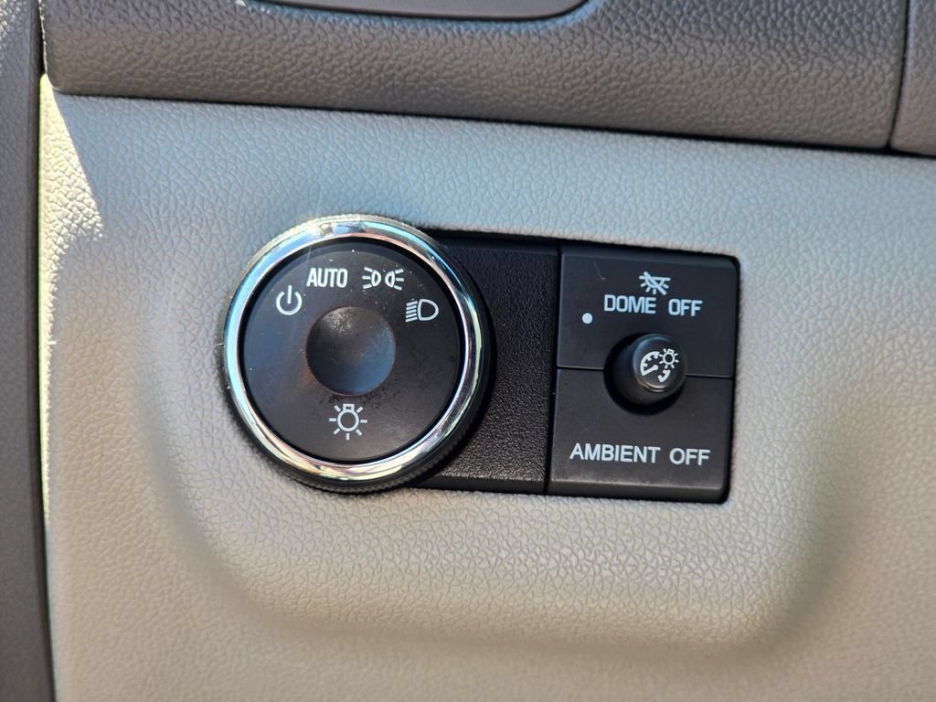 Used 2017 Buick Enclave Premium w/ Experience Buick Package FWD image 25