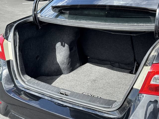 Used 2019 Nissan Sentra SV w/ Special Edition Package FWD image 20