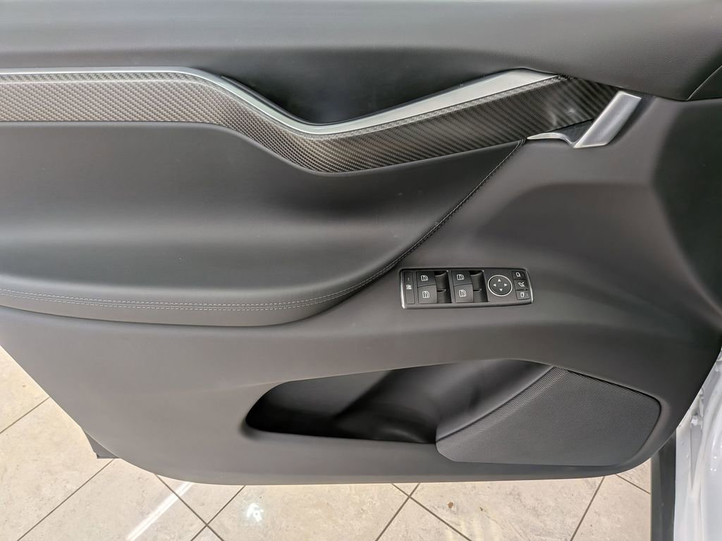 Used 2018 Tesla Model X P100D image 15