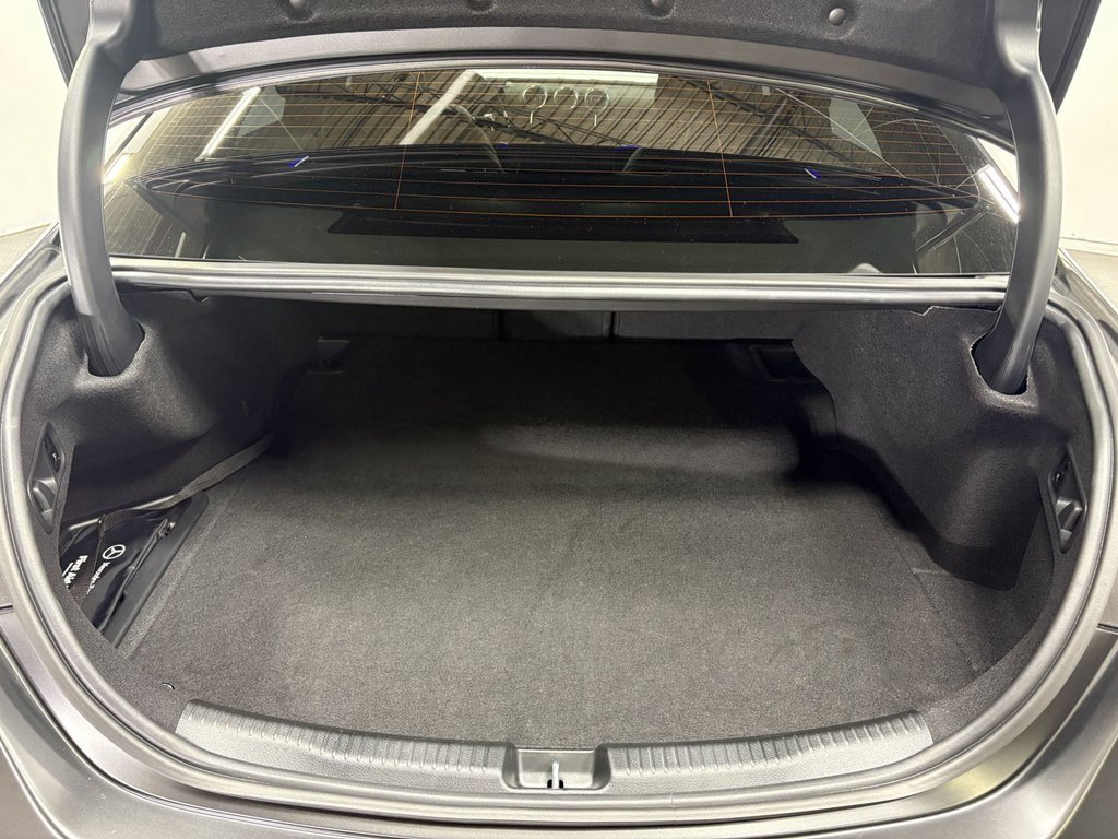 Used 2024 Mercedes-Benz C 63 AMG S image 33