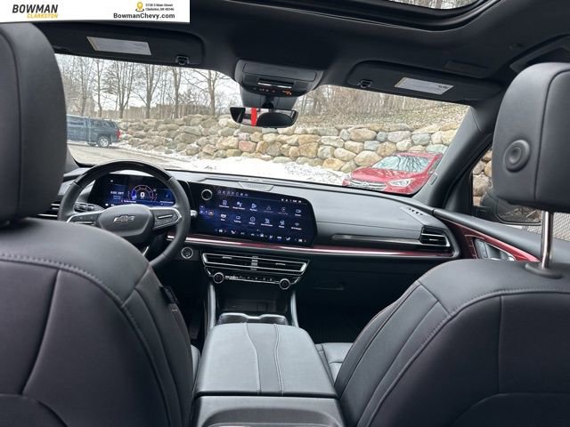 Used 2024 Chevrolet Traverse Z71 w/ Enhanced Driving Package image 28