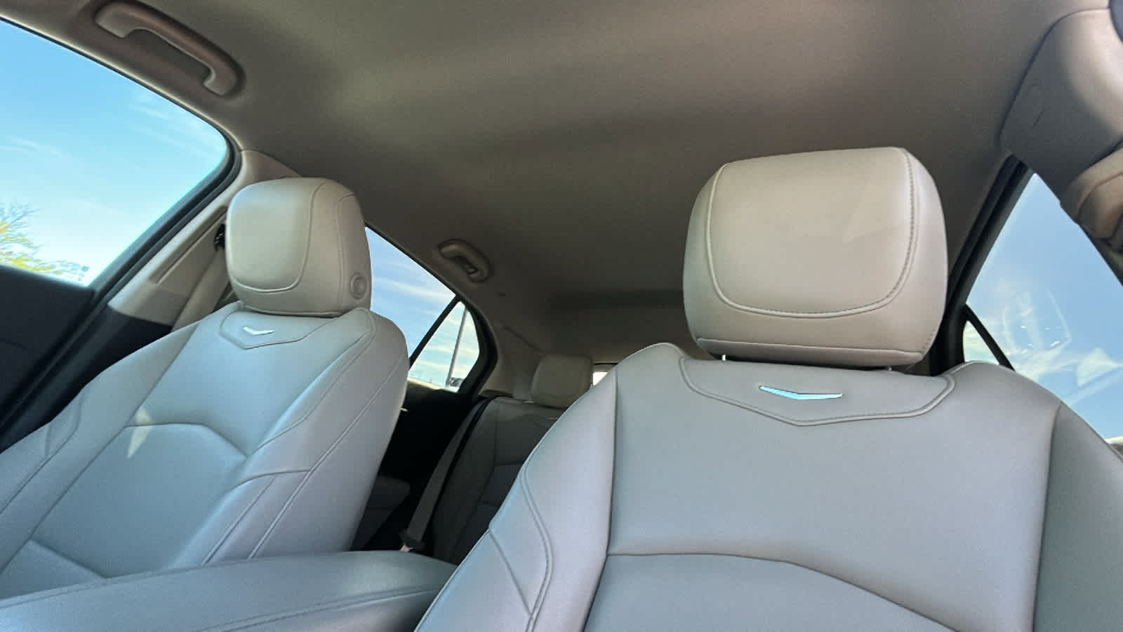 Used 2019 Cadillac XT4 Luxury FWD image 11