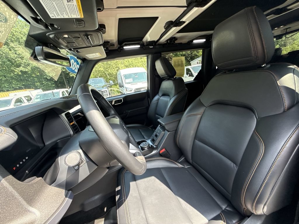 Certified 2024 Ford Bronco Badlands AWD/4WD image 11