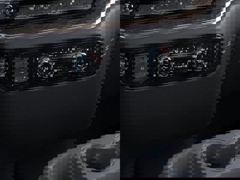 New 2025 GMC Sierra 2500 SLE w/ Preferred Package image 23