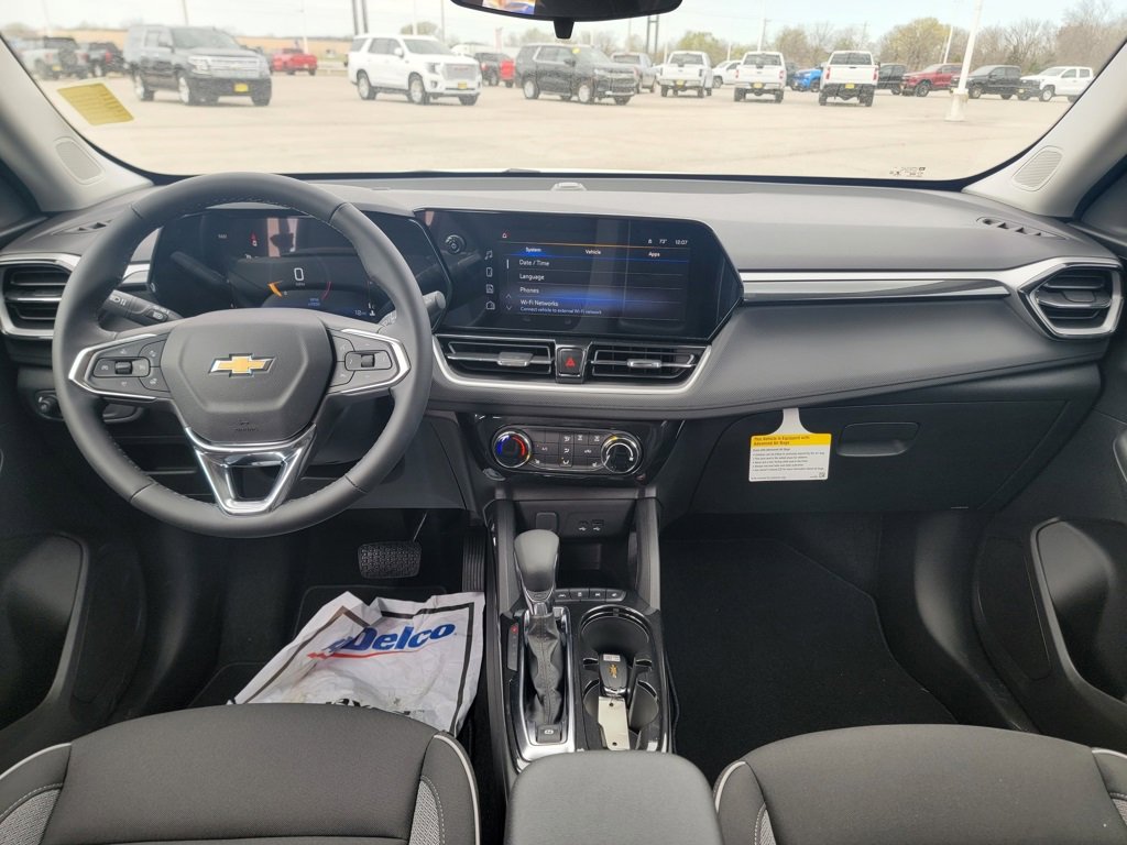 New 2025 Chevrolet TrailBlazer LT w/ LT Cold Weather Package image 12