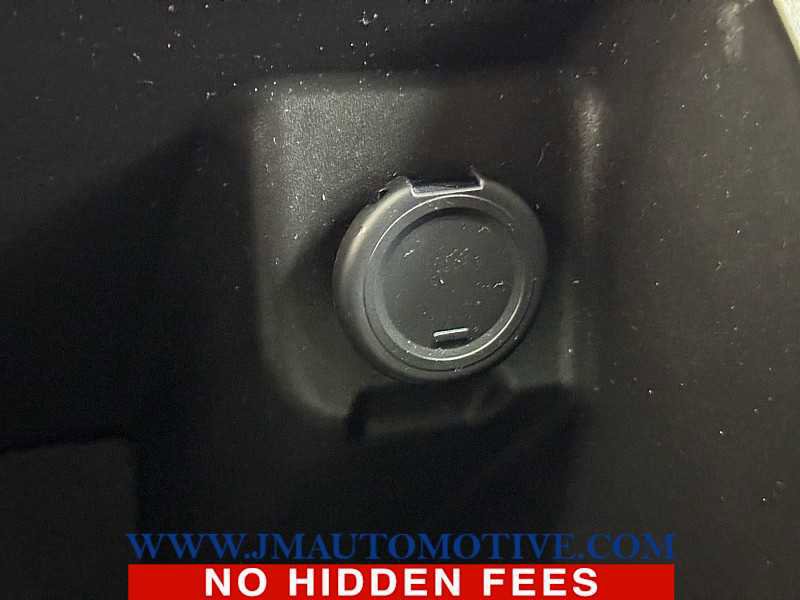 Used 2022 Nissan Frontier PRO-4X w/ Off-Road Protection Package image 39