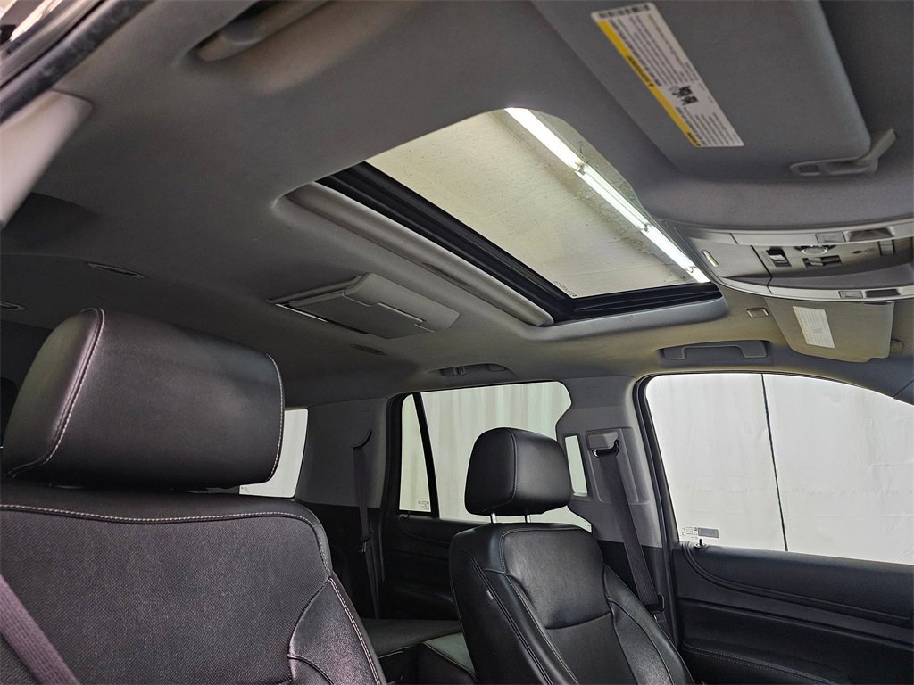 Used 2017 GMC Yukon SLT w/ Open Road Package image 12