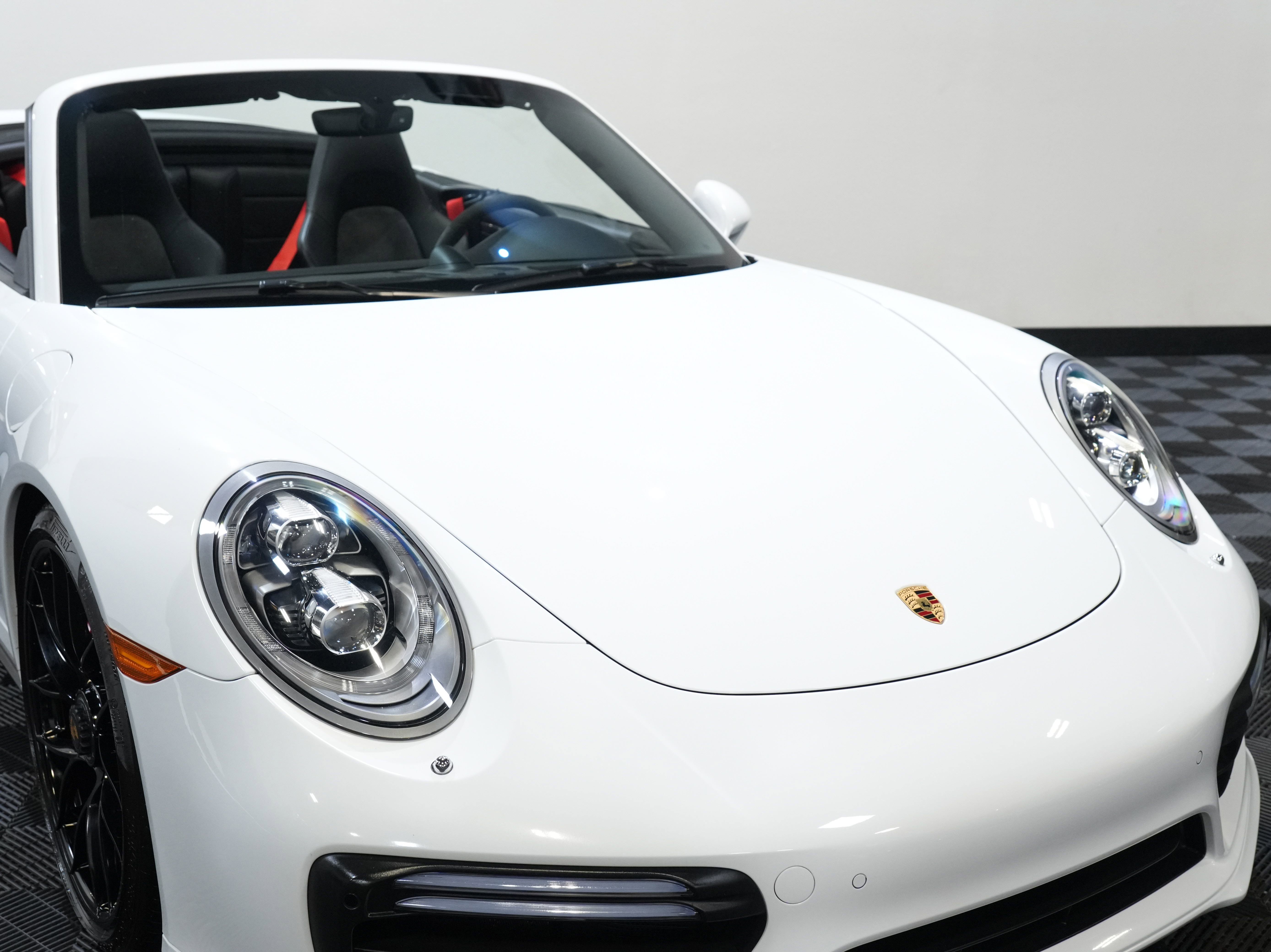 Used 2017 Porsche 911 Turbo AWD/4WD image 13