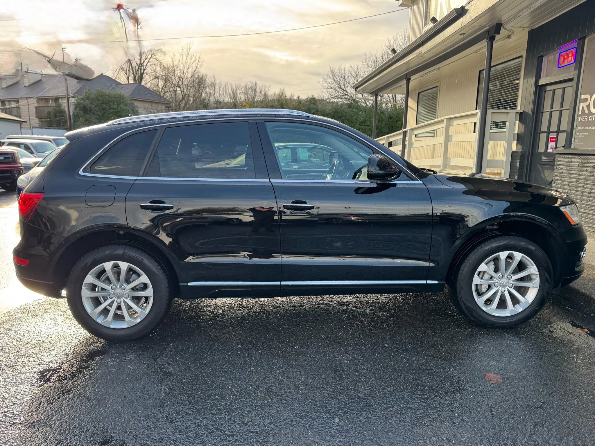 Used 2017 Audi Q5 2.0T Premium image 8