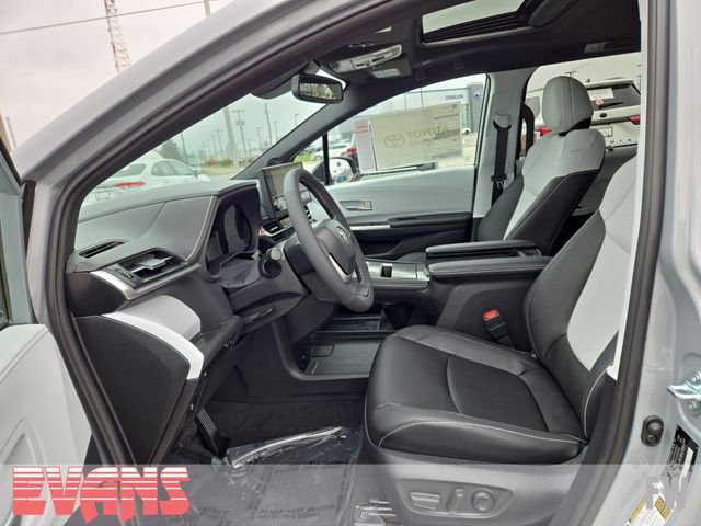 New 2026 Toyota Sienna XSE image 20