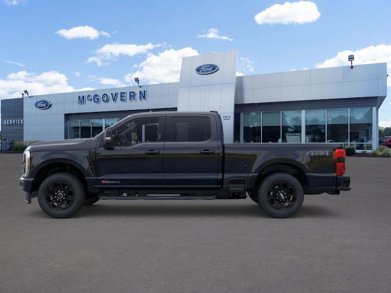 New 2026 Ford F250 Lariat w/ Black Appearance Package image 4