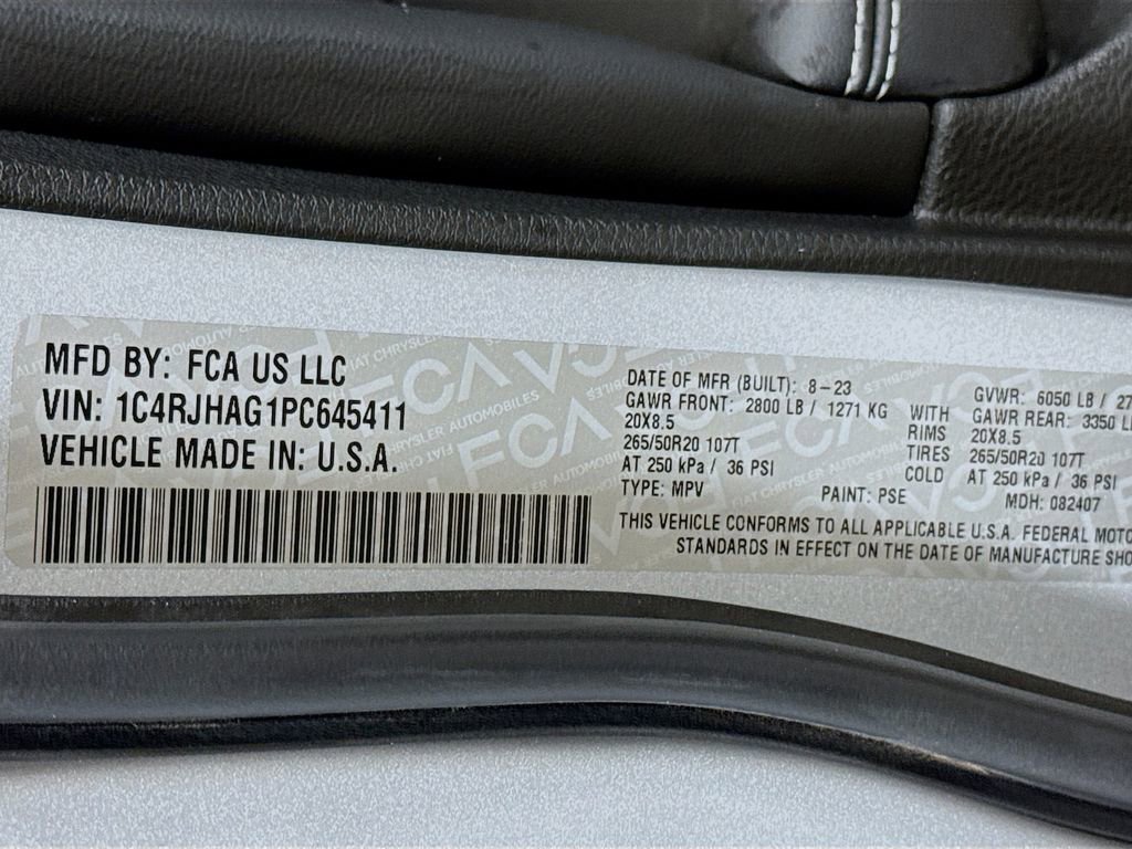 Used 2023 Jeep Grand Cherokee Altitude image 30