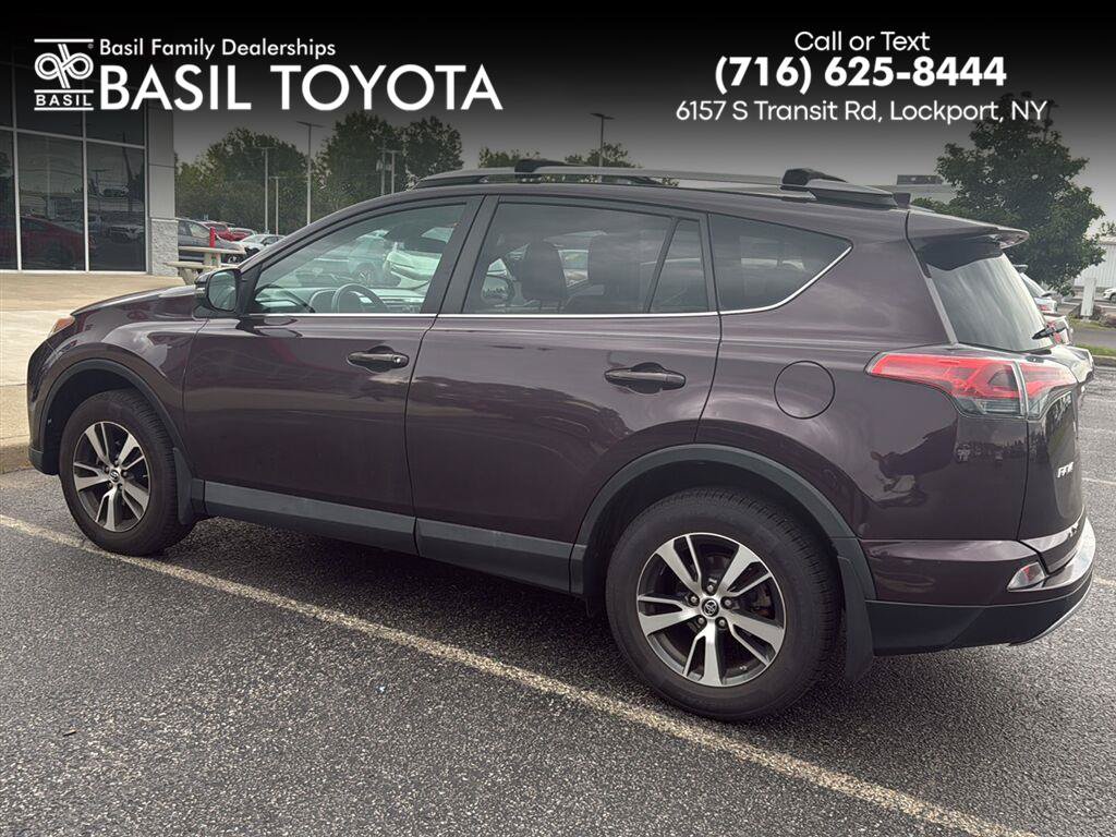 Used 2018 Toyota RAV4 XLE w/ Plus Extra Value Package AWD/4WD image 1
