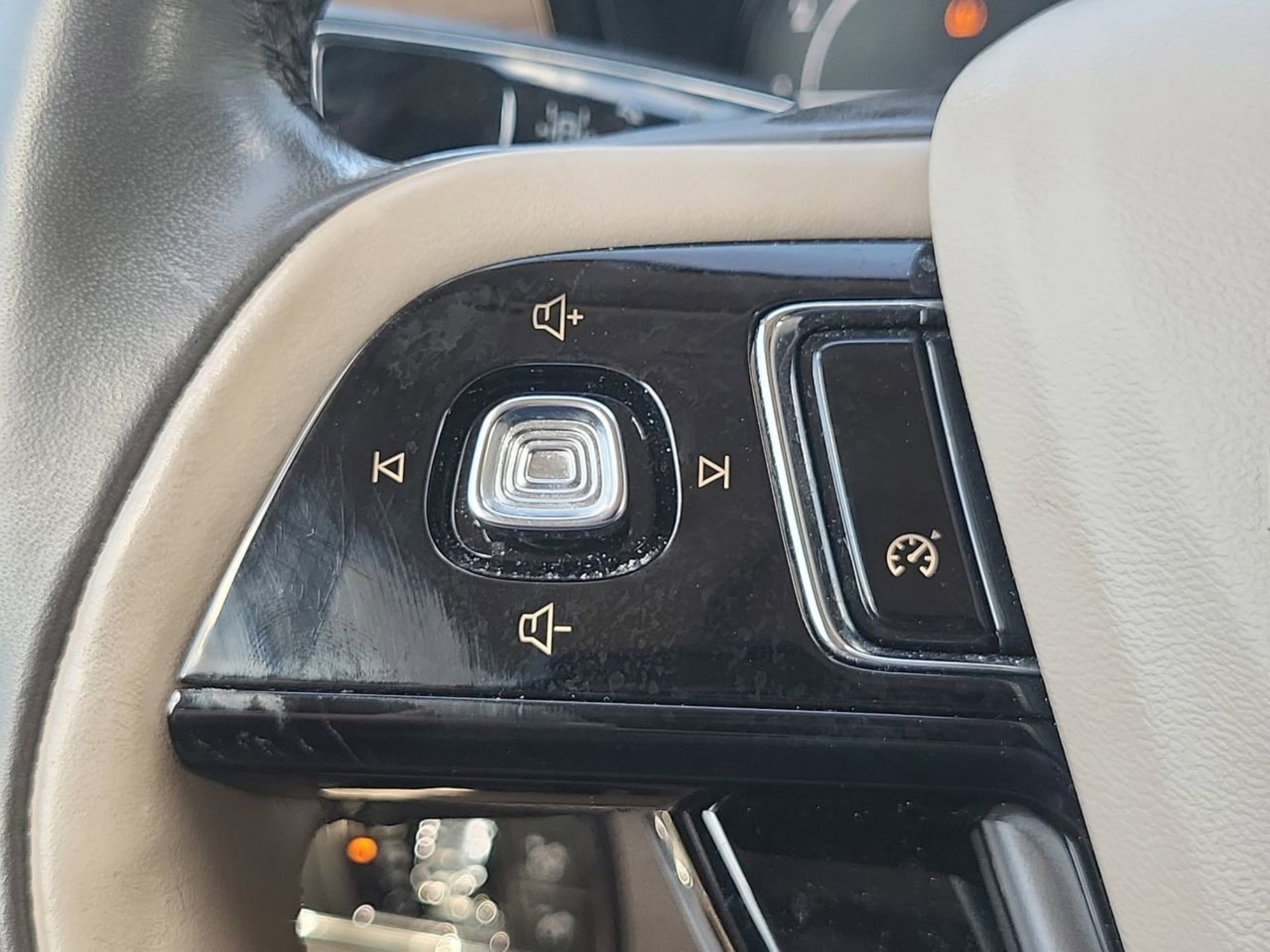 Used 2020 Lincoln Corsair Reserve w/ Elements Package image 26