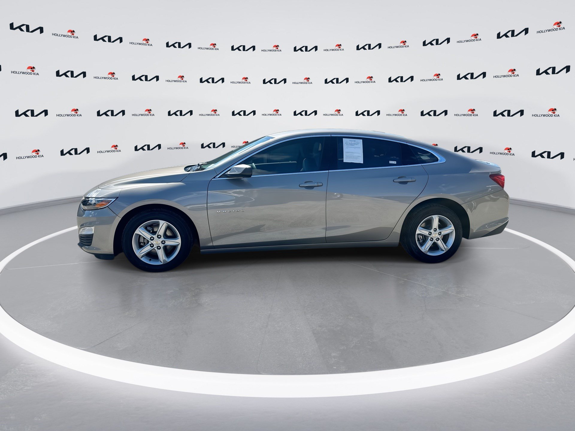 Used 2024 Chevrolet Malibu LS w/ Driver Confidence Package FWD image 5