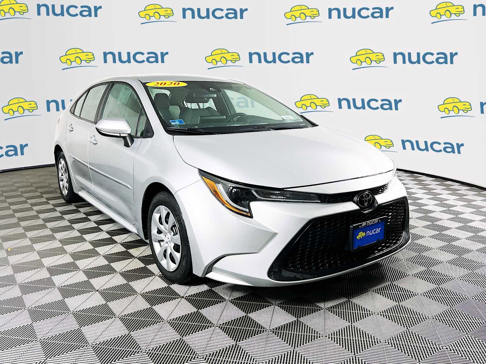 Used 2020 Toyota Corolla LE image 1