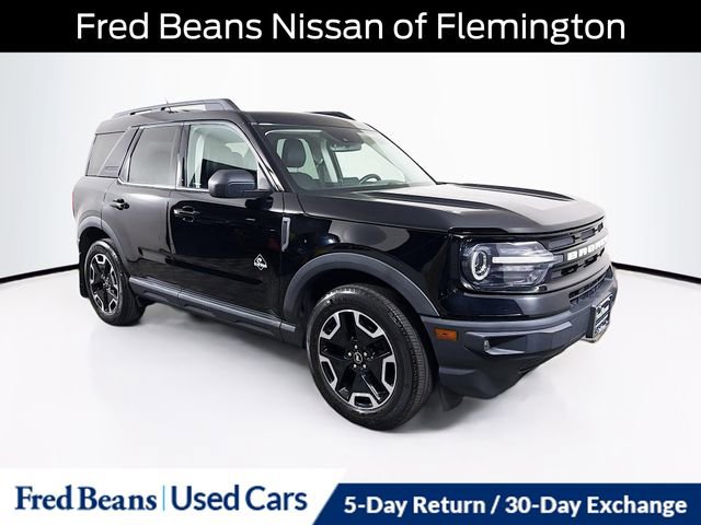 Used 2021 Ford Bronco Sport Outer Banks w/ Outer Banks Package (96D) AWD/4WD image 1