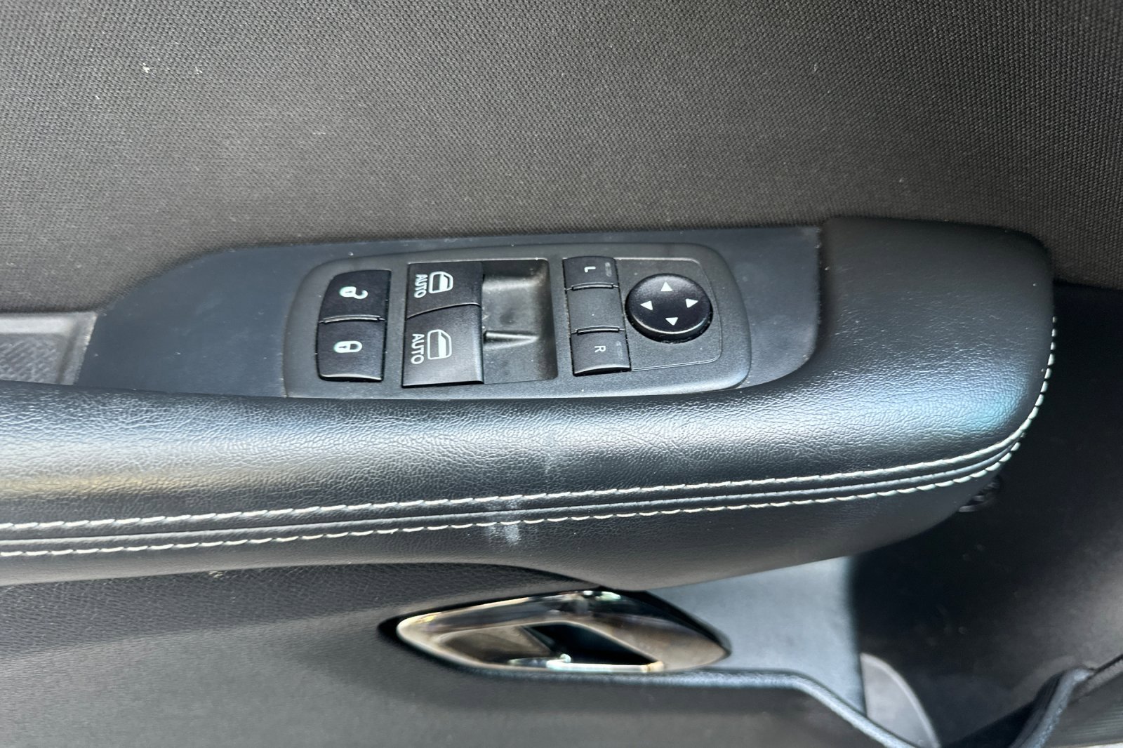 Used 2020 Dodge Challenger SRT Hellcat RWD image 11