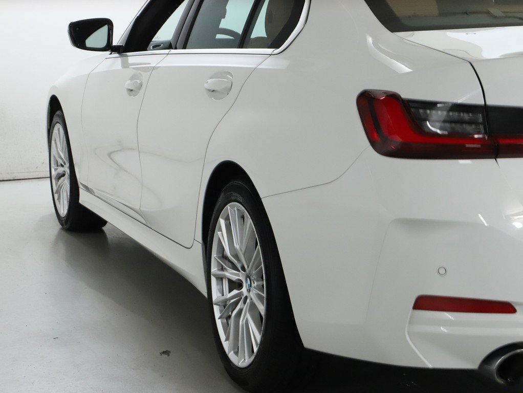 Used 2023 BMW 330i xDrive Sedan w/ Driving Assistance Package AWD/4WD image 47