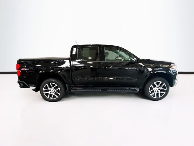 Used 2024 Chevrolet Colorado Z71 w/ Z71 Convenience Package 2 AWD/4WD image 5