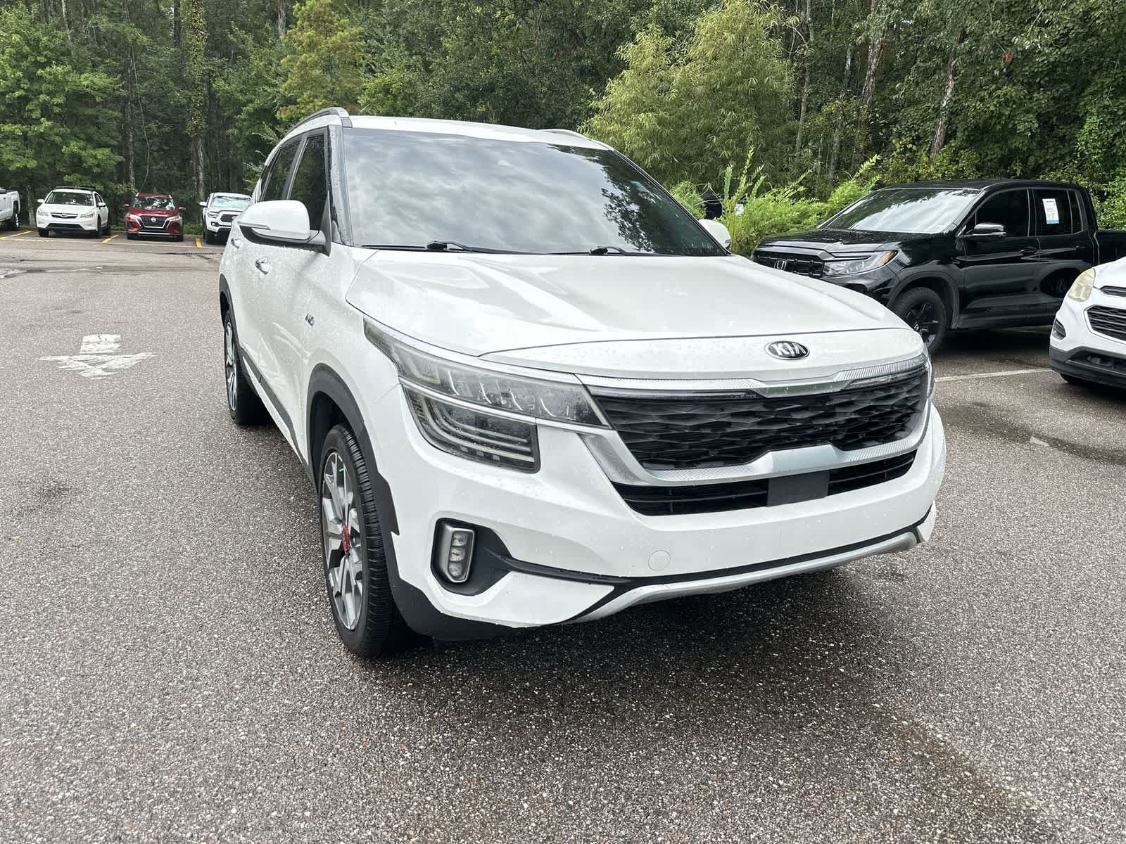 Used 2021 Kia Seltos SX w/ SX Sunroof Package AWD/4WD image 8