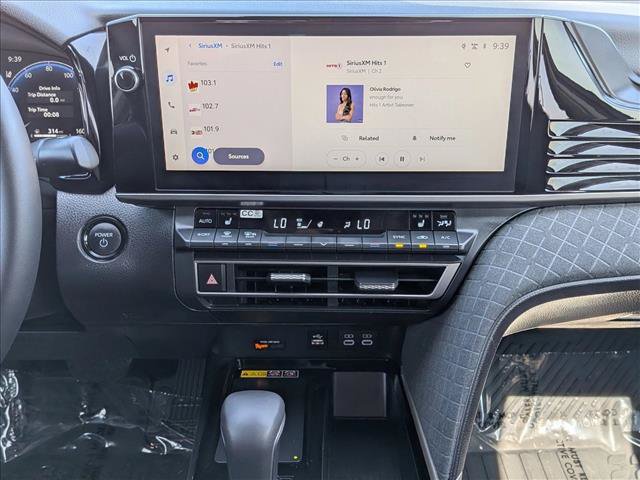 Certified 2026 Toyota Camry XLE FWD image 14