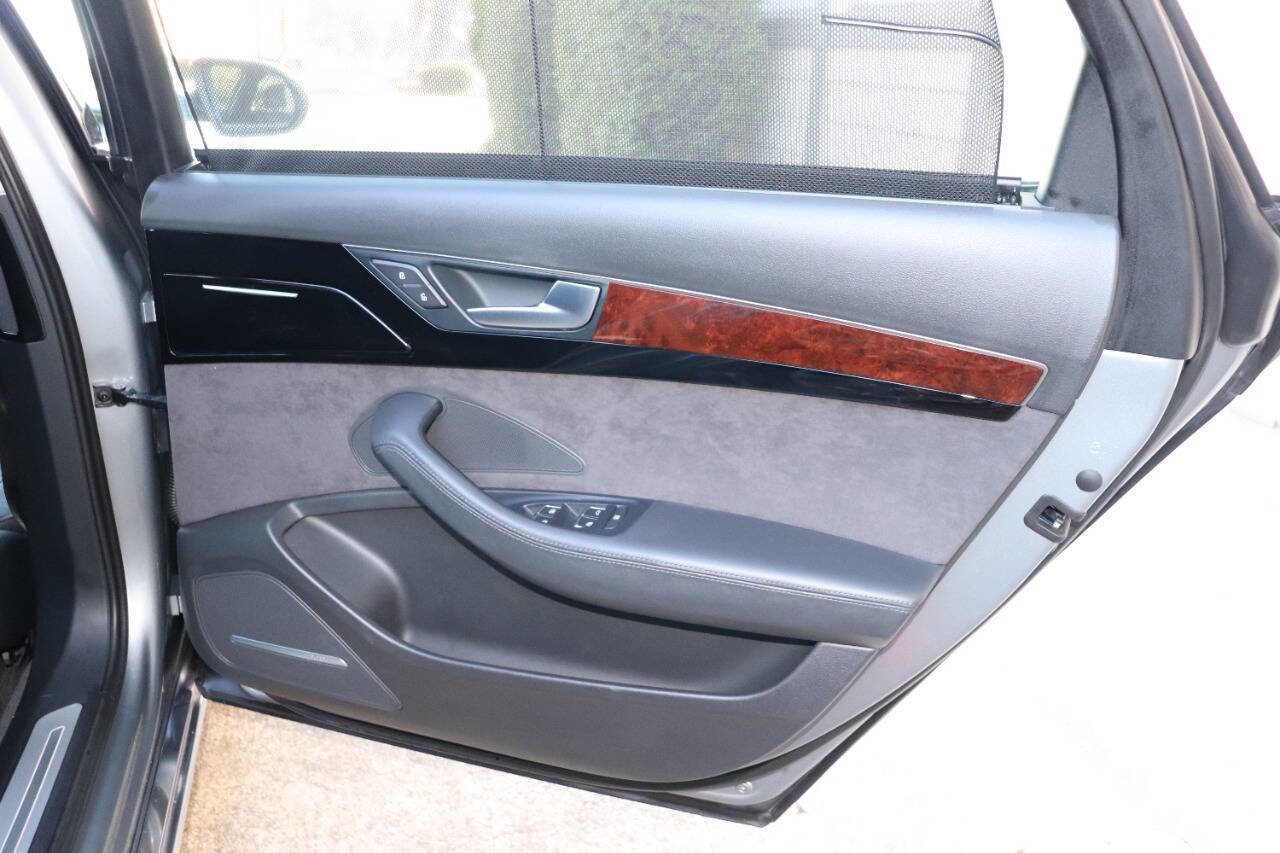 Used 2013 Audi A8 L 3.0T w/ Driver Assistance Pkg image 55
