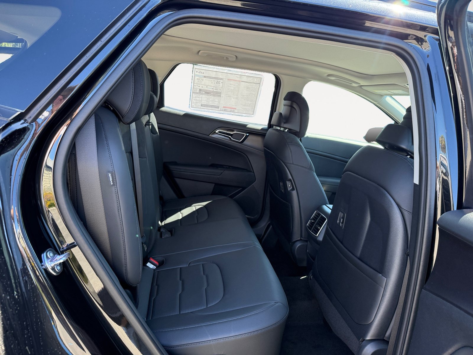 New 2027 Kia Sportage SX Prestige AWD/4WD image 18