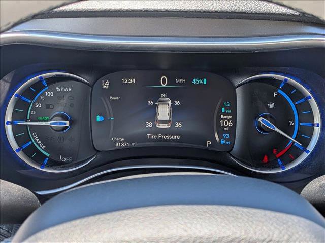 Used 2018 Chrysler Pacifica Limited w/ Advanced Safetytec Group FWD image 11