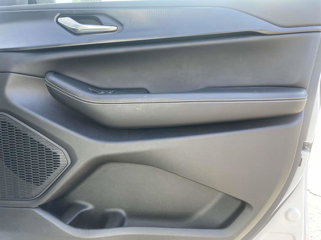 Certified 2025 Jeep Grand Cherokee L Laredo w/ Luxury Tech Group I image 16