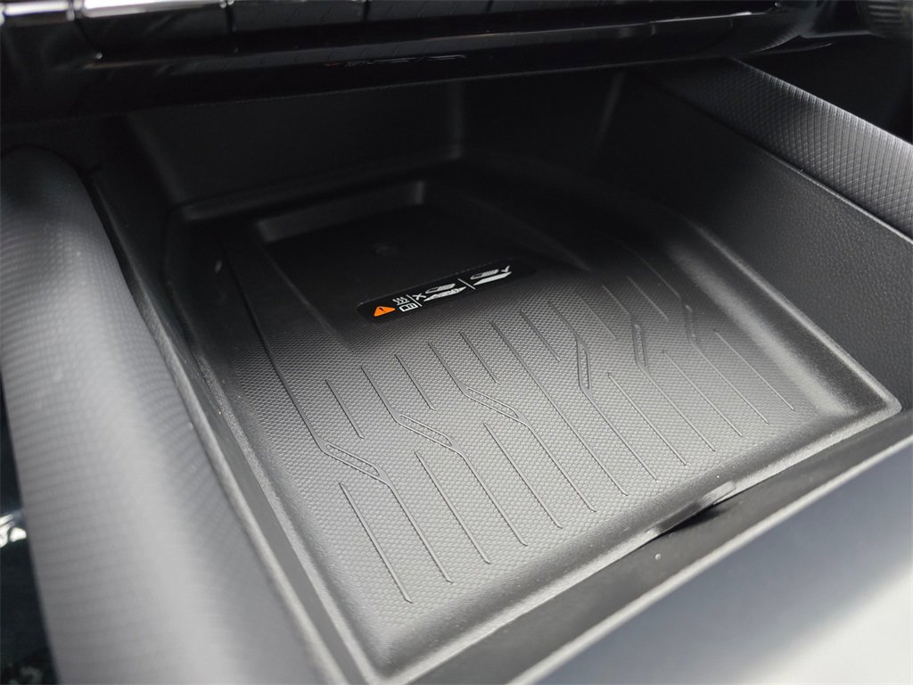 New 2026 Chevrolet Equinox EV RS image 25