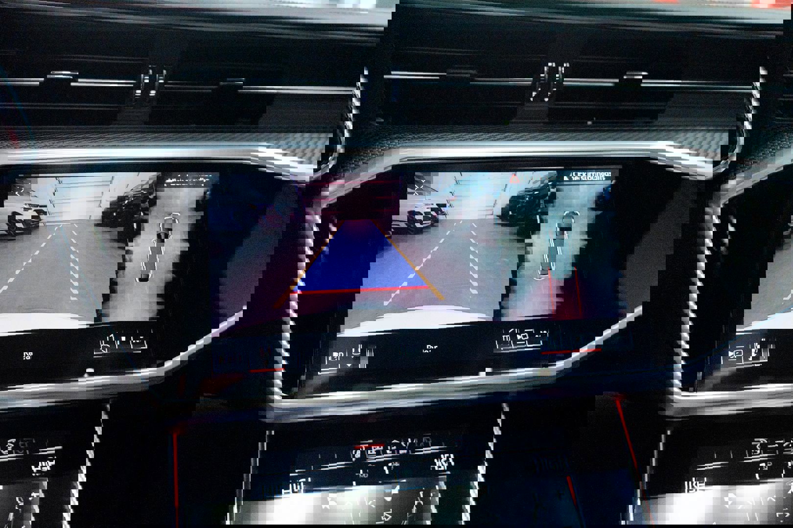 Used 2021 Audi RS 6 w/ Executive Package image 49