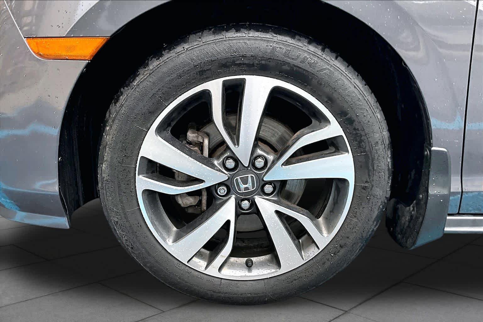 Used 2024 Honda Odyssey Touring image 11