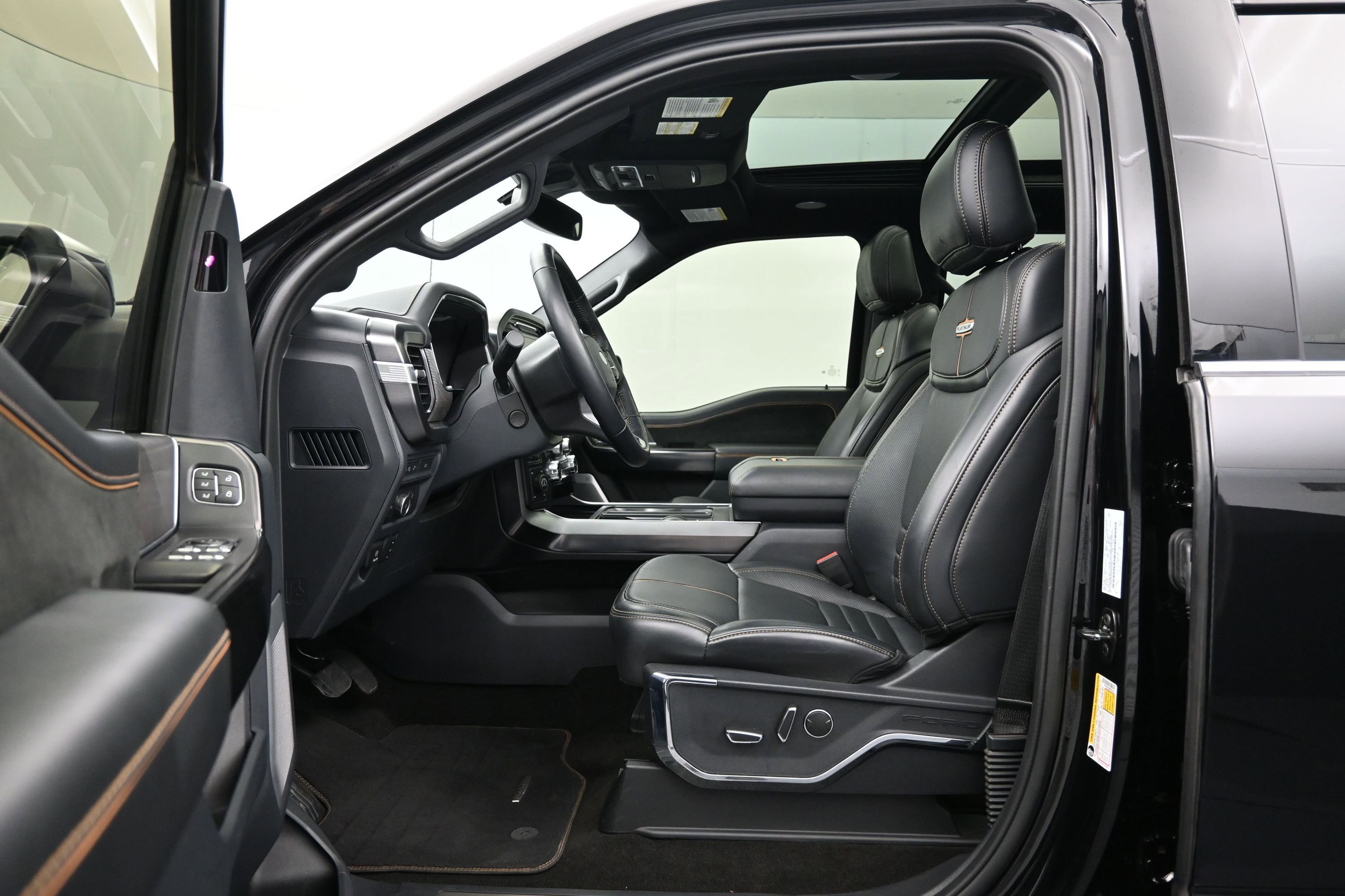 Used 2022 Ford F150 Platinum w/ Equipment Group 701A High AWD/4WD image 9