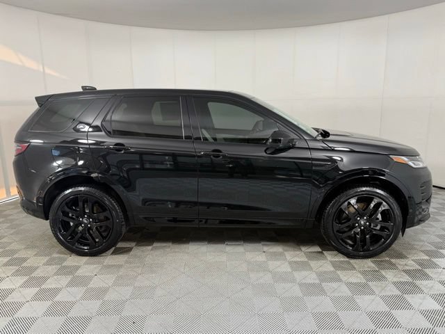 New 2026 Land Rover Discovery Sport Landmark AWD/4WD image 8