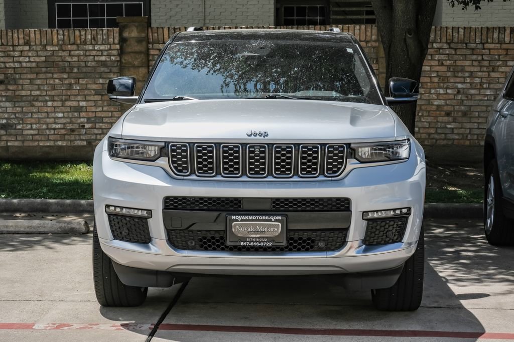 Used 2023 Jeep Grand Cherokee L Summit image 11