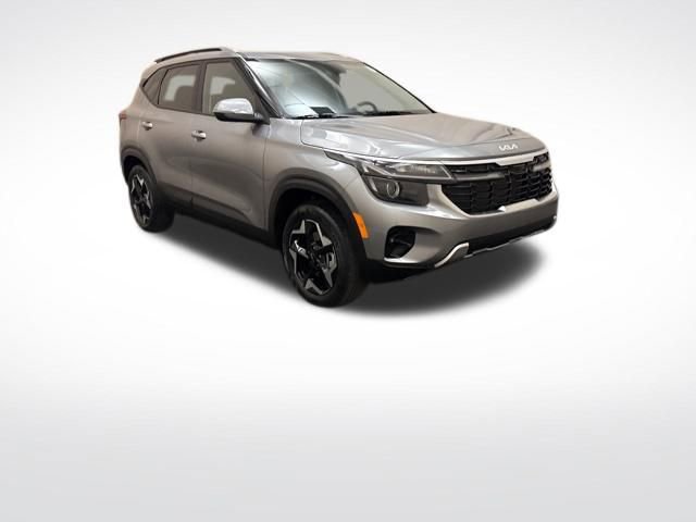 Certified 2026 Kia Seltos S image 3