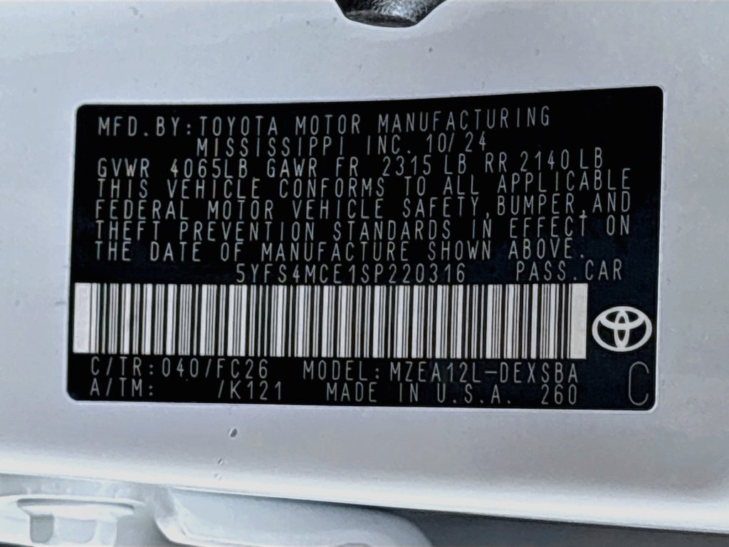 Certified 2025 Toyota Corolla SE FWD image 34