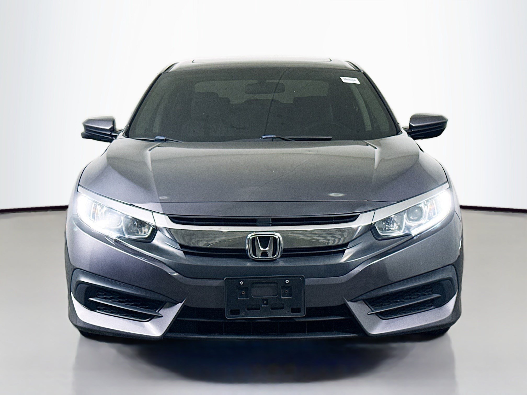 Used 2018 Honda Civic EX image 2