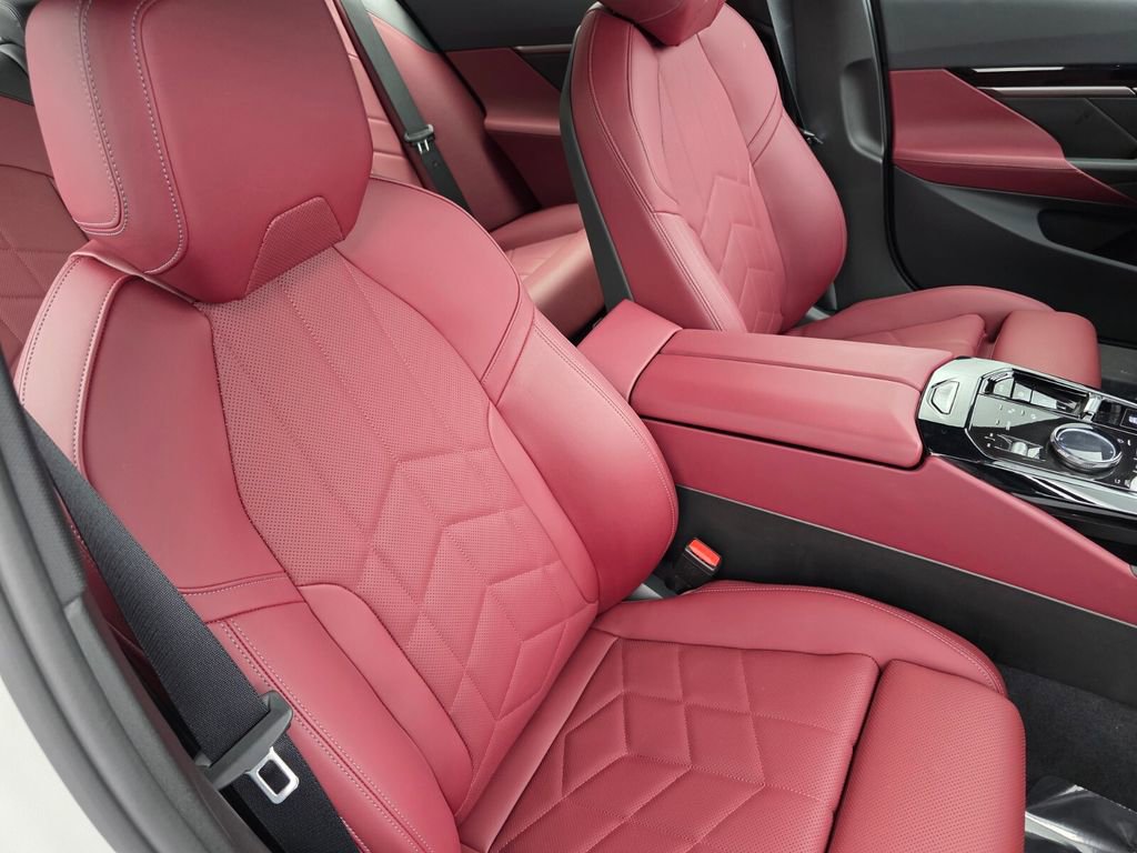 Used 2026 BMW 530i image 28