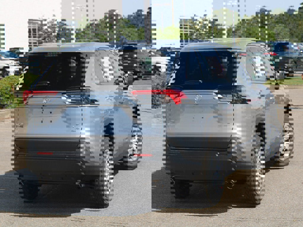New 2025 Toyota RAV4 LE image 8