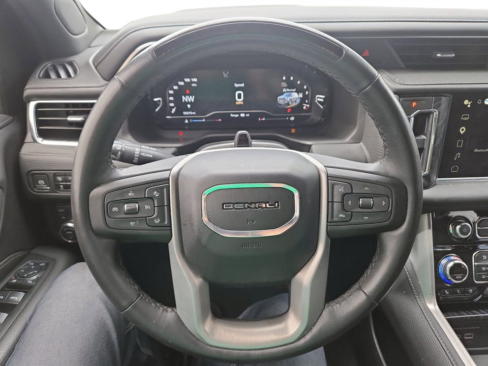 Used 2024 GMC Yukon XL Denali w/ Advanced Technology Package AWD/4WD image 12