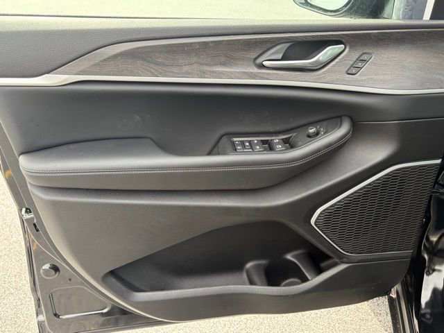 New 2026 Jeep Grand Cherokee Limited AWD/4WD image 12