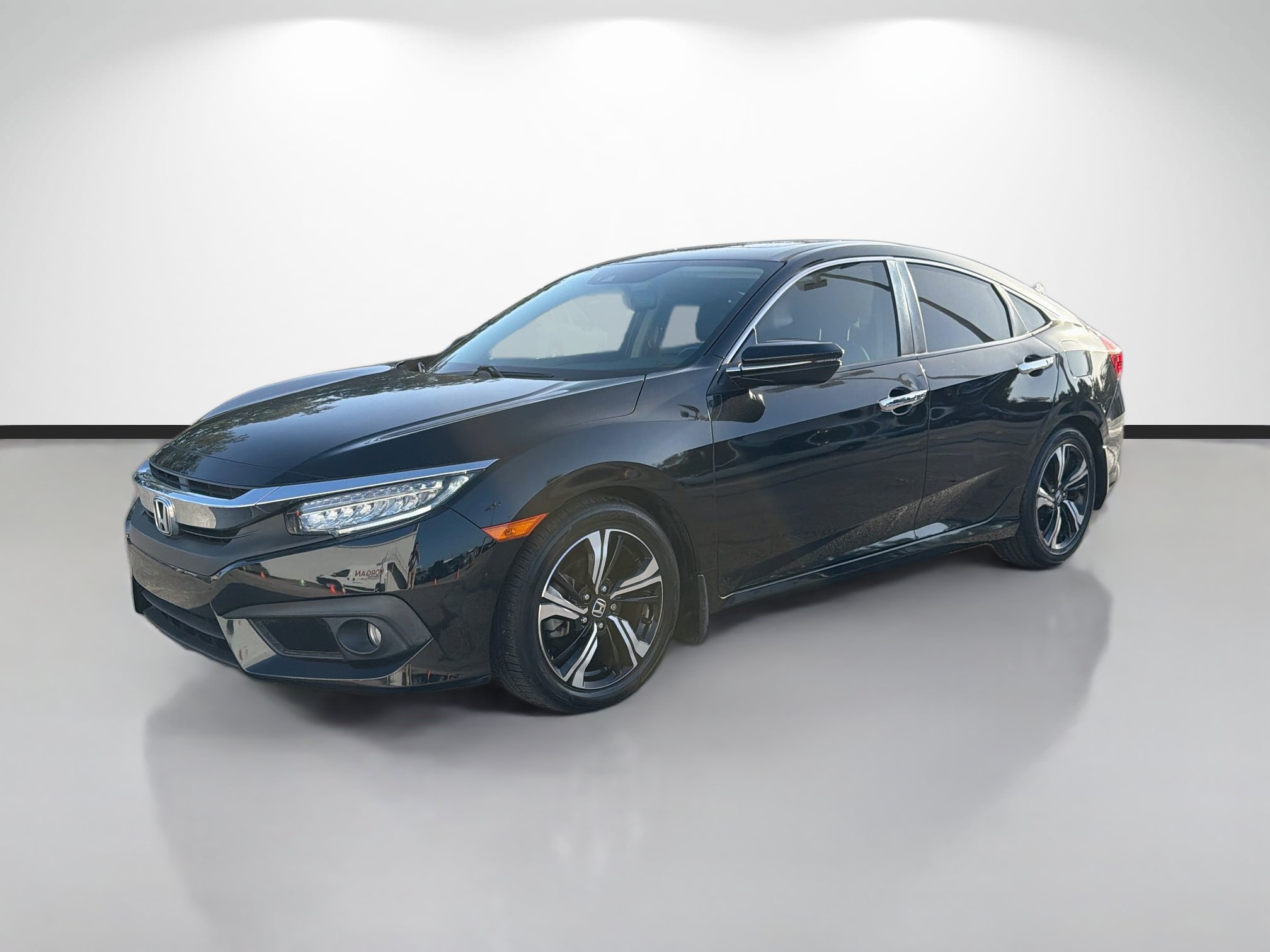 Used 2018 Honda Civic Touring image 7