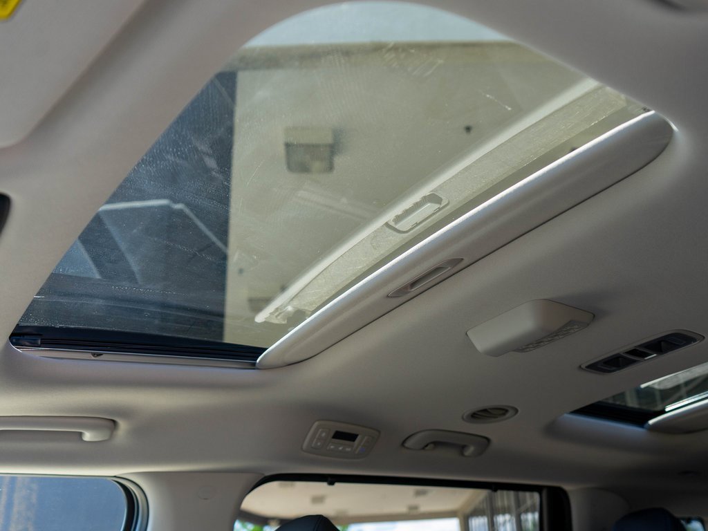 New 2026 Kia Carnival SX image 12