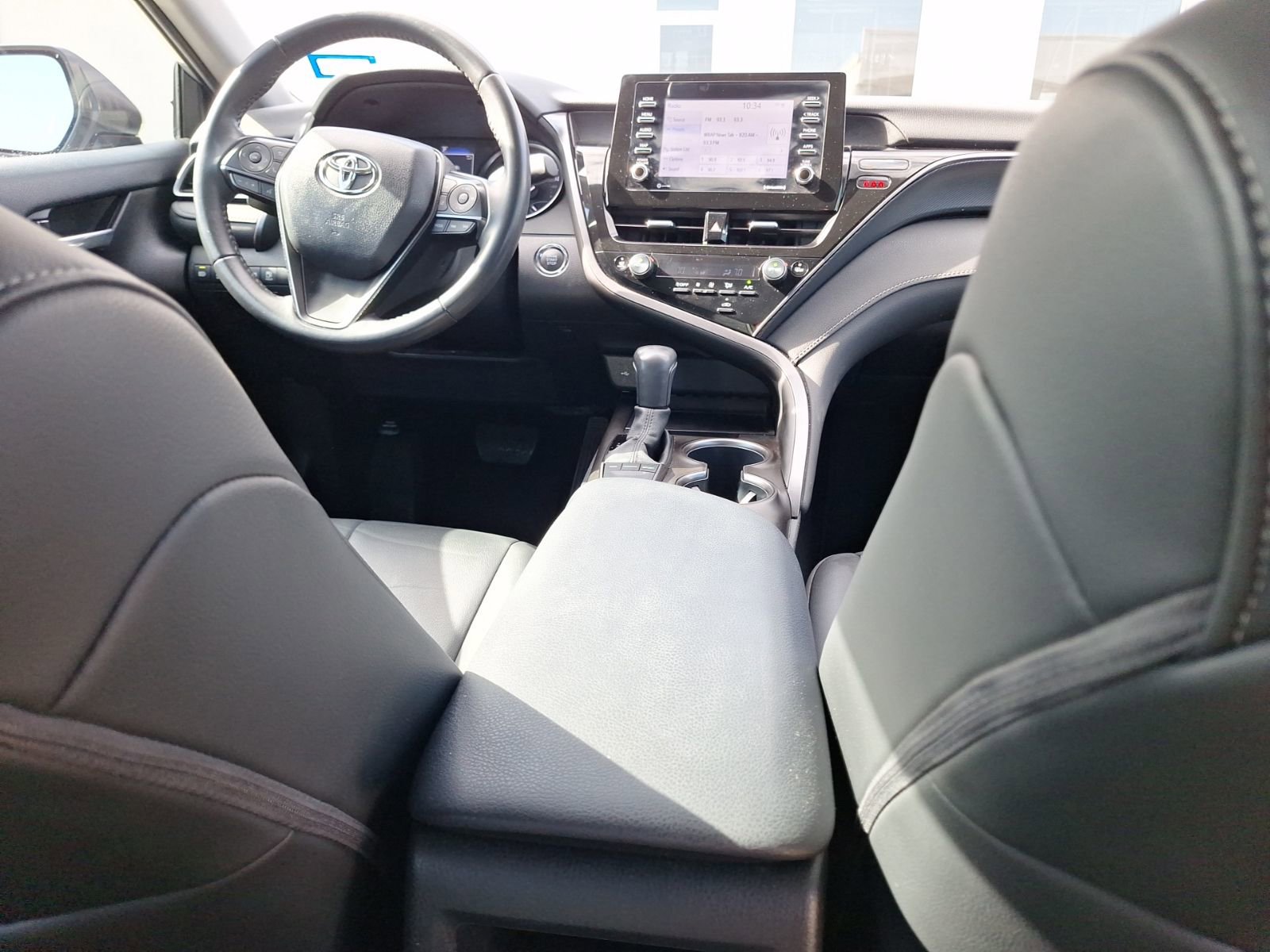 Used 2023 Toyota Camry SE w/ Convenience Package image 31