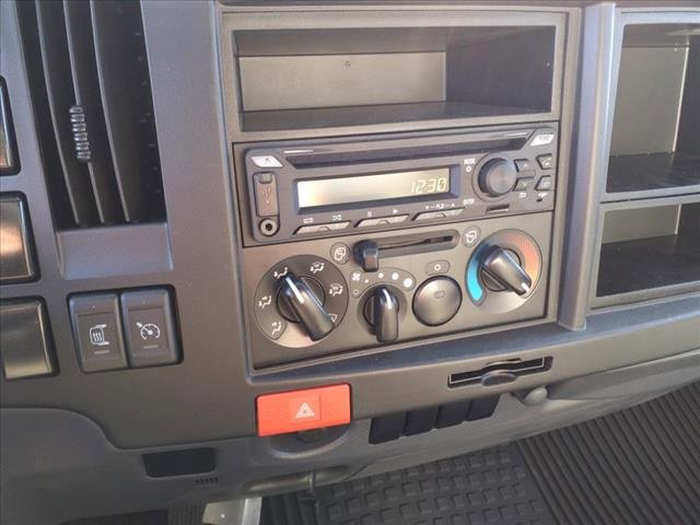 New 2025 Chevrolet Low Cab Forward image 13