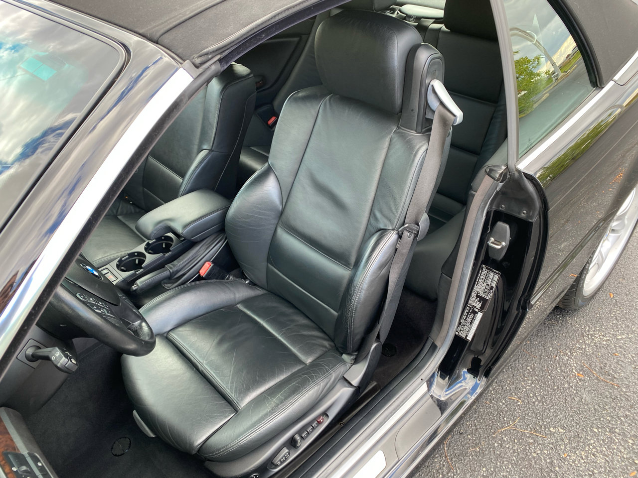 Used 2004 BMW 330Ci Convertible image 21